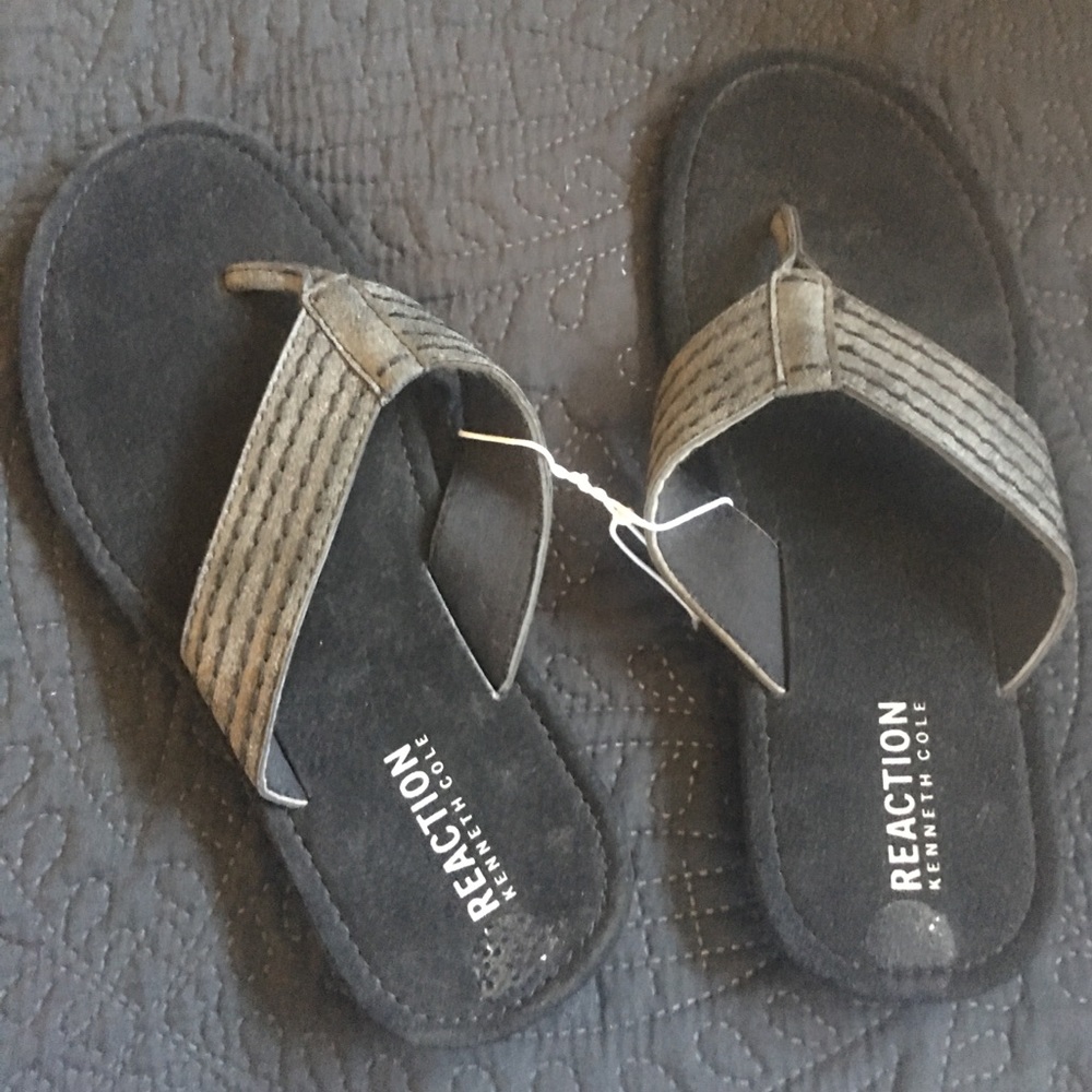 Kenneth Cole sandals